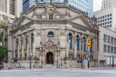 TORONTO, CANADA - 25 Haziran 2017: The Hockey Hall of Fame 'in dış görünüşü, bir müze ve Toronto' daki buz hokeyi tarihini anlatan bir onur listesi.