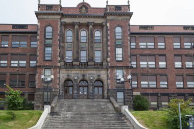Saint John, NB, CANADA - 4 Ağustos 2017: Saint John Lisesi, New Brunswick, Kanada. 1805 yılında kurulmuş ve Kanada 'nın en eski devlet okuludur..