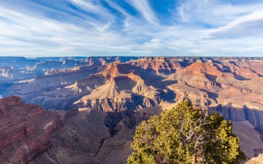 Büyük Kanyon Ulusal Parkı 'ndaki Büyük Kanyon manzarası, Arizona, ABD