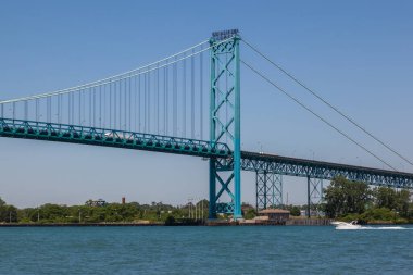 Windsor, Ontario ve Detroit arasındaki Büyükelçi Köprüsü, Michigan
