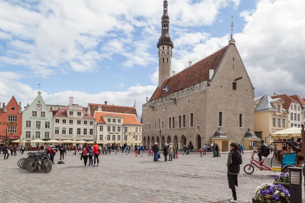 Tallinn Estonia Mayıs 2016 Tallinn Estonya Belediye Binası Meydanı — Stok fotoğraf