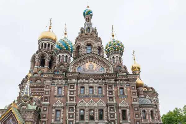 Petersburg Rusland Mei 2016 Toeristen Bezoeken Kerk Van Redder Vergoten — Stockfoto