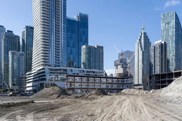 Plac Budowy Nowymi Budynkami Tle Centrum Toronto Kanada Października 2023 — Zdjęcie stockowe