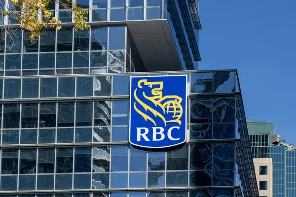 stock image Toronto, Canada - June 19, 2018: Sign of RBC (Royal Bank of Canada) at head office in Torontos financial district. RBC is a Canadian multinational financial services company.