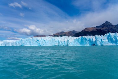 Upsala buzulu manzarası, Santa Cruz Eyaleti, Arjantin. Upsala Buzulu, Güney Patagonya Buz Sahası 'nın doğu tarafında büyük bir vadi buzuludur..