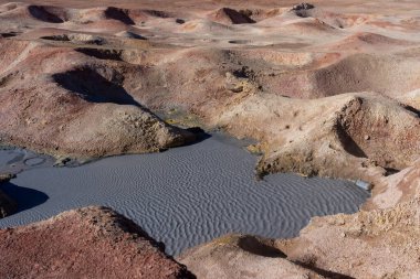 San Pedro de Atacama, Şili. Kızıl Kayalar (Piedras Rojas), Atacama Çölü, Şili 'deki göl ve tuz düzlükleri. 