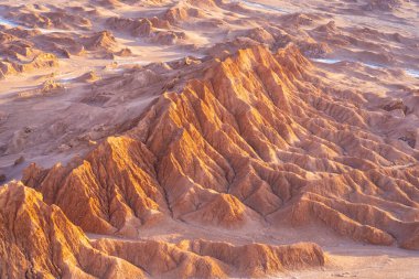 San Pedro de Atacama, Şili. Kızıl Kayalar (Piedras Rojas), Atacama Çölü, Şili 'deki göl ve tuz düzlükleri. 