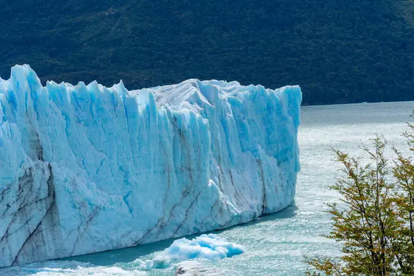 Large Iceberg Floating Water Upsala Glacier Santa Cruz Province Argentina — Stock Photo, Image