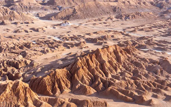 San Pedro de Atacama, Şili. Kızıl Kayalar (Piedras Rojas), Atacama Çölü, Şili 'deki göl ve tuz düzlükleri. 