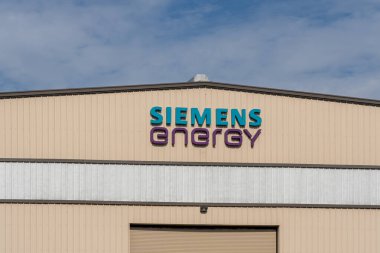 Houston, TX, ABD - 2 Mart 2022: Siemens Enerji tabelası Houston, TX, ABD 'deki tesisinde. Siemens Enerji AG bir enerji şirketi..