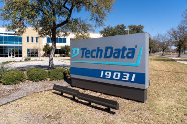 San Antonio, TX, ABD - 16 Mart 2022: Tech Data genel merkezi San Antonio, TX, ABD. Tech Data Corporation, bilişim ürünleri ve hizmetleri üzerine uzmanlaşmış çok uluslu bir dağıtım şirketidir..