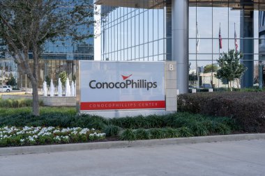 Houston, Teksas, ABD - 2 Mart 2022: ConocoPhillips Houston 'daki Dünya Merkezi' nde imza attı. ConocoPhillips Şirketi çok uluslu bir Amerikan şirketidir..