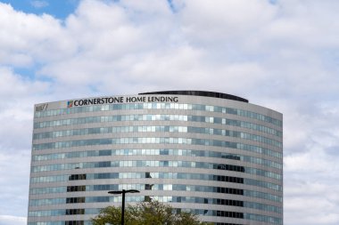 Houston, Teksas, ABD - 13 Mart 2022: Houston, Teksas, ABD 'deki Cornerstone Home Lending genel merkezi. Cornerstone Home Lending, Inc., Amerikan tam hizmet mortgage kredisi.