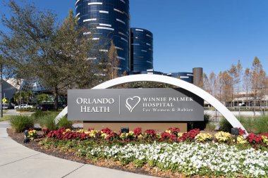 Orlando, FL, ABD - 20 Ocak 2022: Orlando Sağlık Arnold Palmer Çocuk Hastanesi Orlando, Florida, ABD.