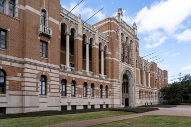 Houston, Teksas, ABD - 15 Şubat 2022: Houston, Teksas 'taki Rice Üniversitesi ana yönetim binası. William Marsh Rice Üniversitesi özel bir araştırma üniversitesidir..