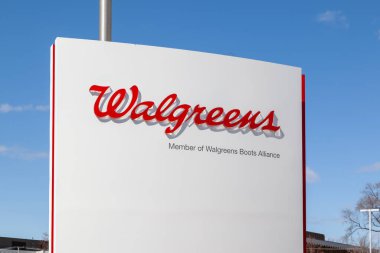Deerfield, Illinois, ABD - 27 Mart 2022: Walgreens Deerfield, Illinois, ABD 'deki karargahlarında imza attı. Walgreen Şirketi, eczane zinciri işleten bir Amerikan şirketidir..