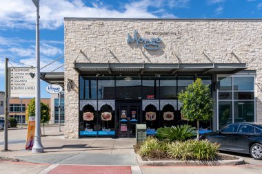 Pearland, Teksas, ABD - 19 Şubat 2022: Pearland, Teksas, ABD 'deki Mongo restoranı. Mongo bir Moğol barbekü restoranıdır..