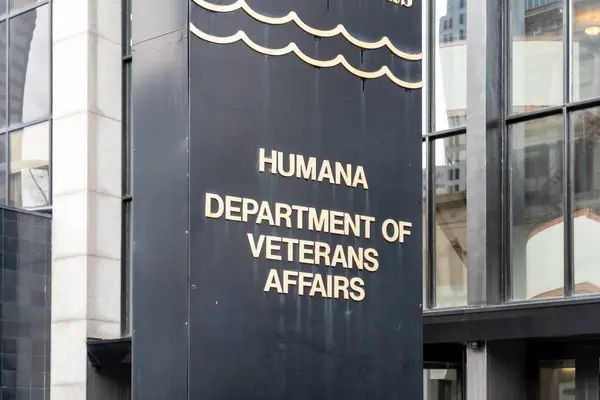Louisville Usa December 2021 Directory Sign Humana Department Veterans Affairs — Stock Photo, Image