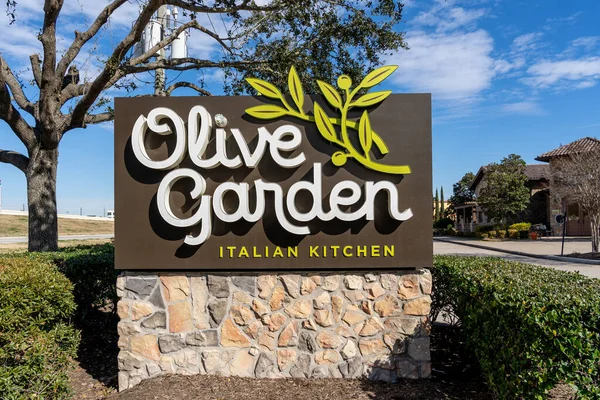 Pearland Texas Usa February 2022 Closeup Olive Garden Ground Sign — Stock Photo, Image