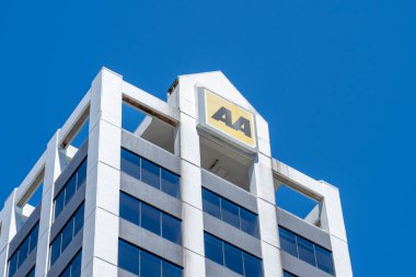 Auckland, Yeni Zelanda - 30 Ocak 2024 Auckland, Yeni Zelanda 'daki AA Sigorta Ofisi.