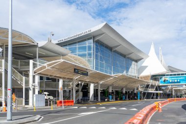 Auckland, Yeni Zelanda: Uluslararası havaalanı.  