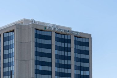 Oak Brook, IL, ABD 'deki Evergreen Bank Group genel merkezi. 3 Mayıs 2023. Evergreen Bank Group bir Amerikan finans kuruluşudur..