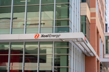 Xcel Enerji Merkezi Minneapolis, Minnesota, ABD 'de, 5 Mayıs 2023. Xcel Energy elektrik üreten, elektrik ve doğalgaz üreten ve satan bir kamu hizmeti şirketidir..
