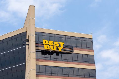 Richfield, MN, ABD - 5 Mayıs 2023: Richfield, MN, ABD 'deki Best Buy genel merkezi. Best Buy Co., ABD 'li çok uluslu tüketici elektroniği perakendecisi..
