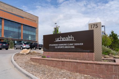 UCHealth Steadman Hawkins Kliniği Denver, Englewood, ABD, 18 Mayıs 2023. UCHealth Steadman Hawkins Kliniği bir spor hekimliği kliniği..