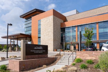 UCHealth Steadman Hawkins Kliniği Denver, Englewood, ABD, 18 Mayıs 2023. UCHealth Steadman Hawkins Kliniği bir spor hekimliği kliniği..