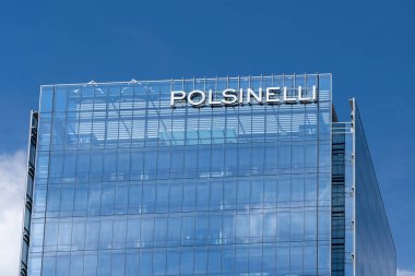 Denver, Colorado, ABD 'deki Polsinelli ofisi - 17 Mayıs 2023. Polsinelli bir Amerikan hukuk firması..