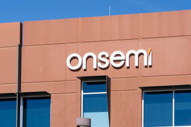 25 Mayıs 2023 'te Scottsdale, Arizona, ABD' deki Onsemi genel merkezi. Onsemi, Amerikalı bir yarı iletken tedarikçisi..