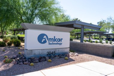 Amkor Teknoloji Merkezi 26 Mayıs 2023 'te Tempe, Arizona, ABD' de. Amkor Technology, Inc. bir yarı iletken ürün paketleme ve test hizmeti sağlayıcısıdır..