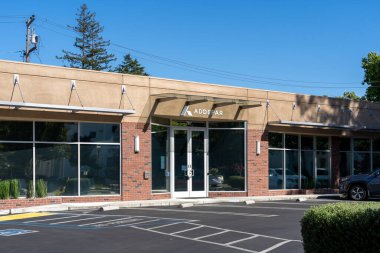 Silikon Vadisi, Mountain View, Kaliforniya, ABD 'deki Addepar ofisi - 8 Haziran 2023. Addepar, Inc. tescilli yatırım danışmanları için bir Amerikan zenginlik yönetim platformudur..