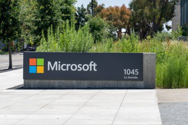 Kaliforniya Mountain View, ABD 'deki Microsoft Silikon Vadisi Şirket Kampüsü - 8 Haziran 2023. Microsoft Corporation, Amerikan çokuluslu teknoloji şirketidir..