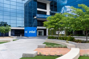 Silikon Vadisi 'ndeki istihbarat merkezi, Santa Clara, ABD - 10 Haziran 2023. Intel Corporation, Amerikan çok uluslu bir teknoloji şirketidir..