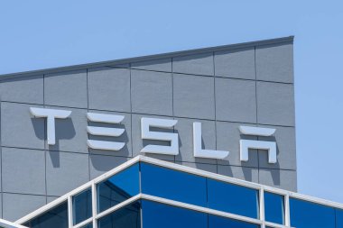 Tesla Motors Center, Fremont, CA, USA - 11 Haziran 2023. Tesla, Inc. bir Amerikan çokuluslu otomotiv ve temiz enerji şirketidir..