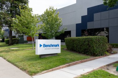 Fremont, Kaliforniya, ABD 'deki Kriterler Elektronik Tesisi - 11 Haziran 2023. Benchmark Fremont tesisi hassas mekanik bileşenler üzerinde uzmanlaşmıştır..