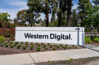 San Jose, California, ABD 'deki Western Digital tabela 11 Haziran 2023. Western Digital Corporation, Amerikalı bilgisayar sürücüsü üreticisi ve veri depolama şirketidir..