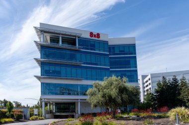 8x8 A.B.D. Campbell 'daki merkez. 9 Haziran 2023. 8x8 Inc. bir Voice Over IP ürünleri sağlayıcısıdır..