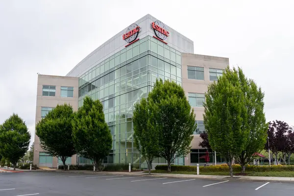 TSMC Kuzey Amerika karargahı 10 Haziran 2023 'te San Jose, Kaliforniya' da. TSMC (Tayvan Yarı iletken Üretim Şirketi) Tayvanlı yarı iletken şirketidir..