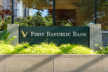 First Republic Bank 'ın Seattle, Washington, ABD' deki ofislerinden birinde 15 Haziran 2023 'te imzalanmıştır. First Republic Bank ticari bir bankaydı..