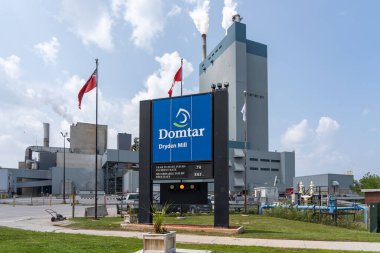 Thunder Bay, Ontario, Kanada 'daki Domtar Dryden Mill - 21 Temmuz 2023