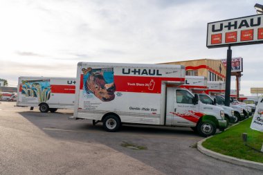 Salt Lake, UT 'deki U-Haul Taşıma ve Depolama Birimi, 24 Haziran 2023. U-Haul, bir Amerikan nakliye kamyonu, karavan ve kiralık araç şirketi.