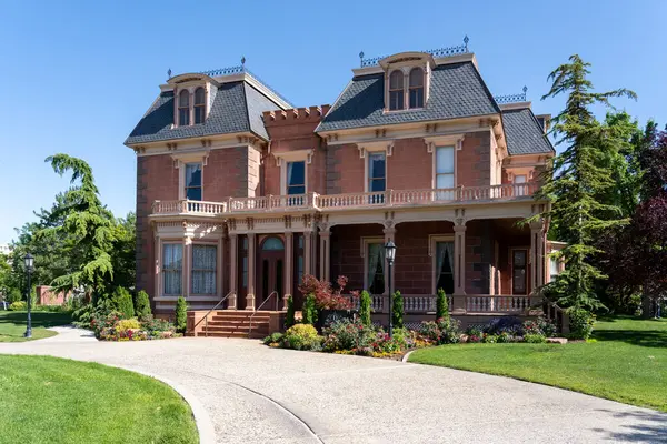 stock image Devereaux House in Salt Lake City, Utah, United States - June 27, 2023. The Devereaux House in Salt Lake City was built in 1857.