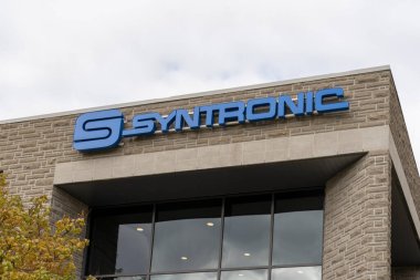 Kanata, Ottawa, ON, Kanada - 15 Ekim 2023: Syntronic Ar-Ge Kanada ofisindeki binanın logosu.