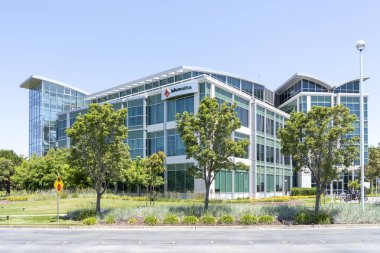 Redwood City, California, ABD - 8 Haziran 2023: Redwood City, California, ABD 'deki Informatica genel merkezi. Informatica Inc. bir Amerikan yazılım geliştirme şirketidir..
