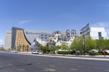 Las Vegas, Nevada 'daki Dünya Piyasa Merkezi - 30 Mayıs 2023. Dünya Piyasa Merkezi, ev ve konukseverlik sözleşmesi mobilya endüstrisi için 1,5 milyon metrekarelik bir vitrin..
