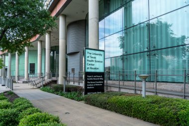 Houston, TX, ABD - 6 Nisan 2024: Houston, Teksas 'taki Teksas Tıp Merkezi TMC' deki Fayez S. Sarofim Araştırma Binası 'nın giriş ve imzası.