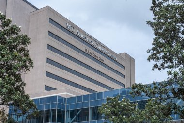 Houston, Teksas, ABD - 7 Nisan 2024: MD Anderson Kanser Merkezi Houston, Teksas, ABD. R. Lee Clark Kliniği bir kanser tedavi merkezi.